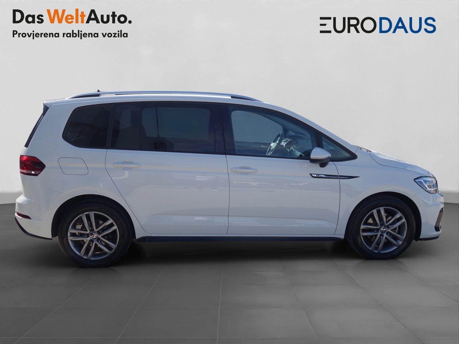 2025 Volkswagen Touran R-Line — fotografija 5