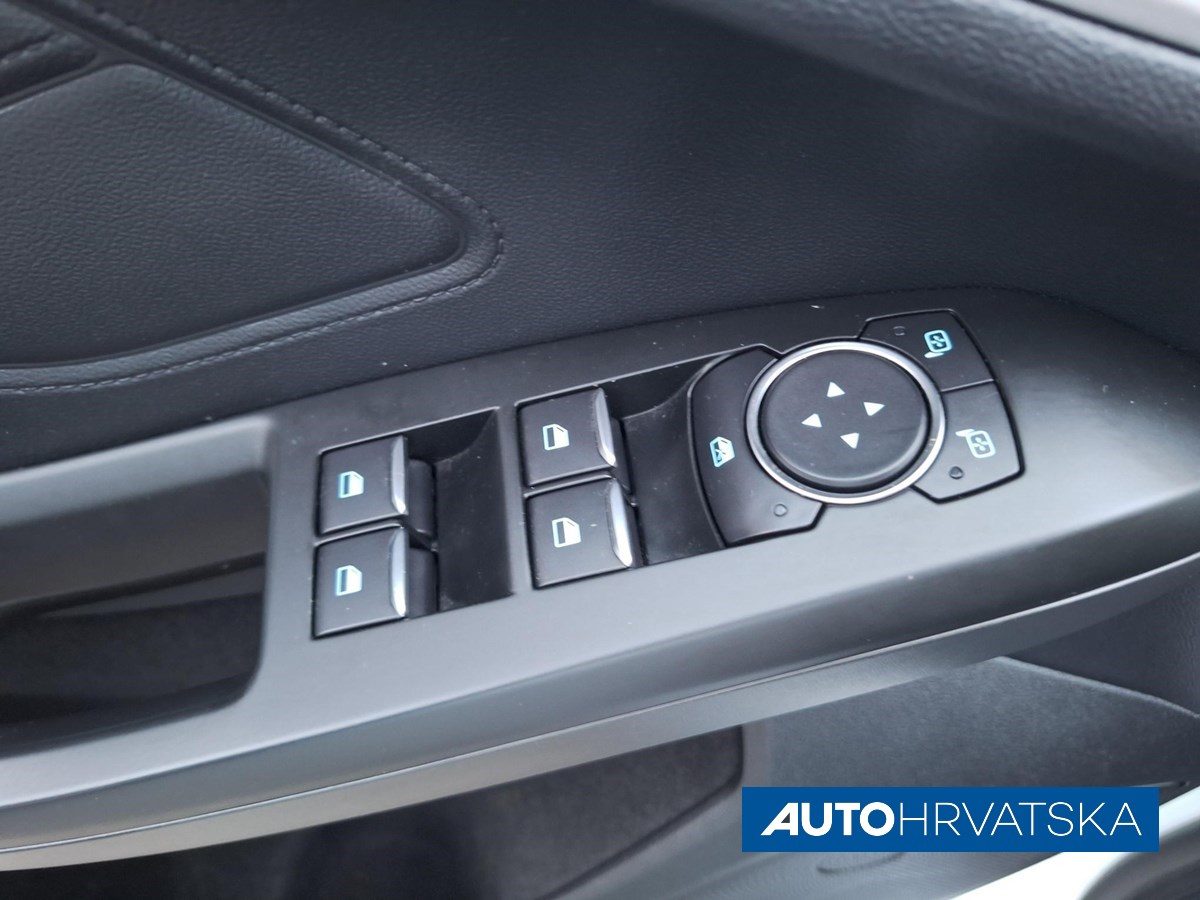 2020 Ford Focus — fotografija 14