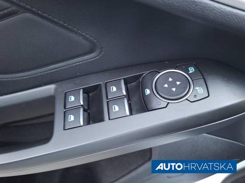 2020 Ford Focus — sličica 14