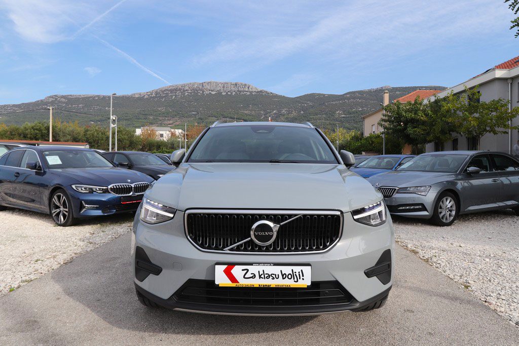 2026 Volvo XC40 — fotografija 4