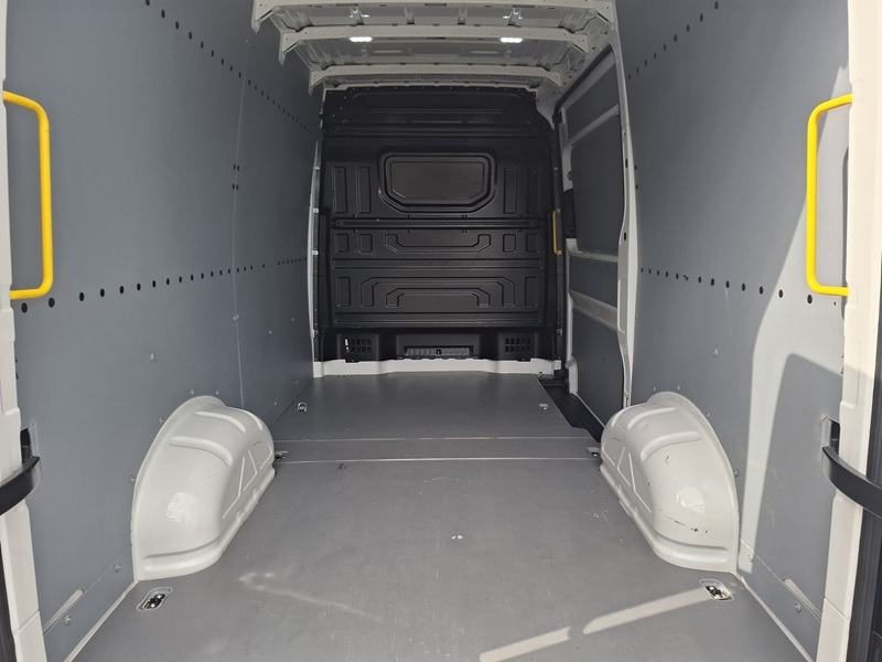 2025 Volkswagen Crafter — fotografija 9