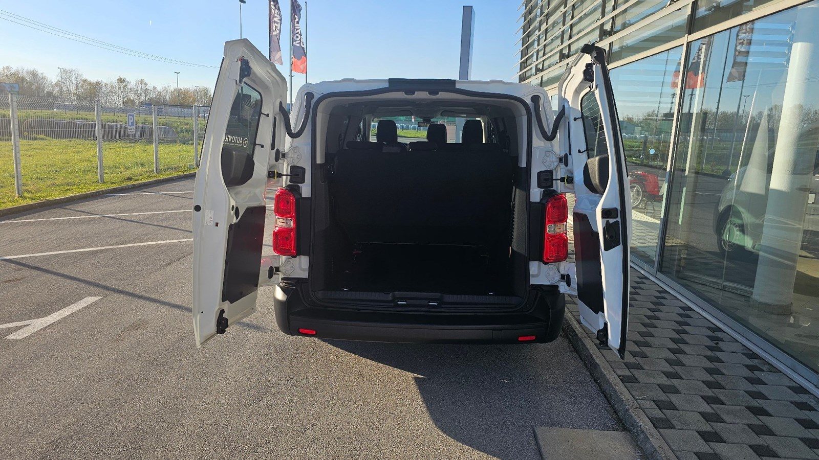 2022 Opel Vivaro — fotografija 10