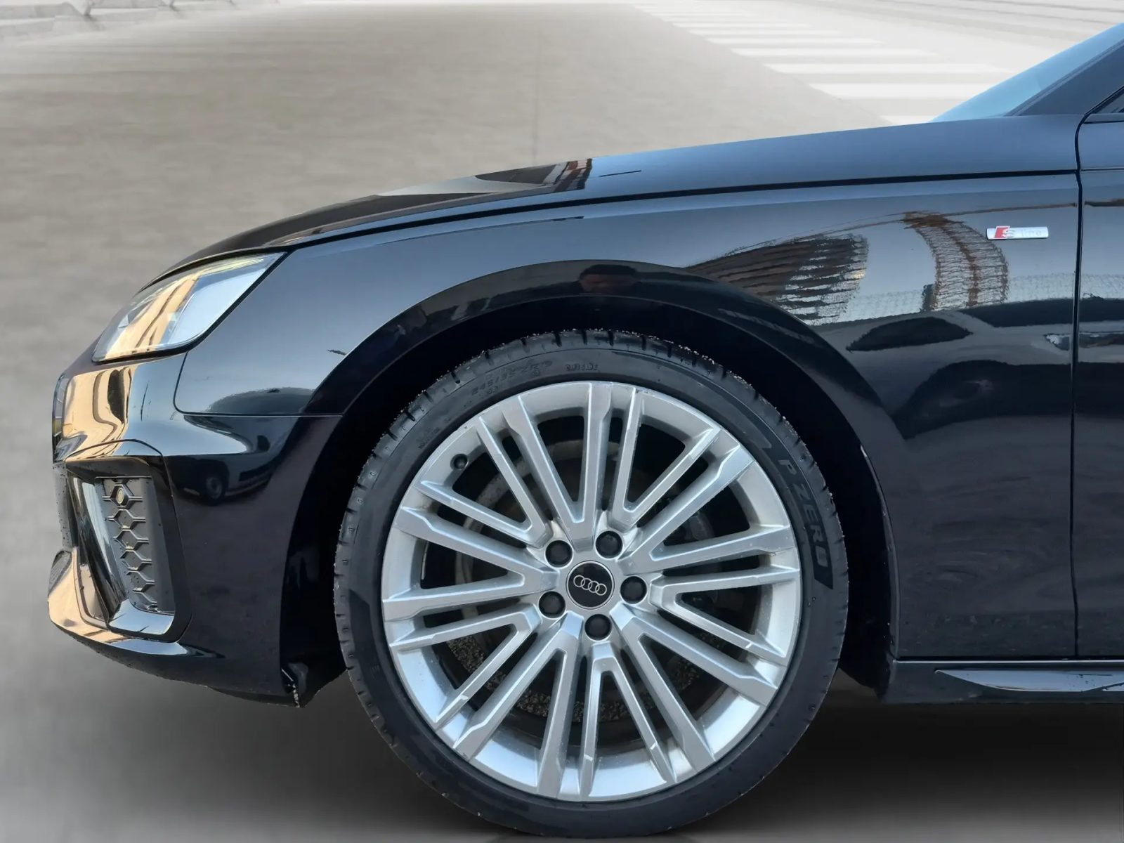 2023 Audi A4 — fotografija 13