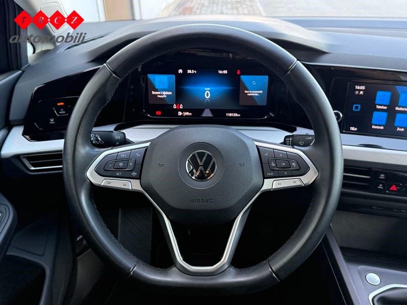 2021 Volkswagen Golf — fotografija 9