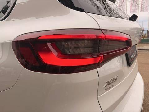 2022 BMW X5 — sličica 10