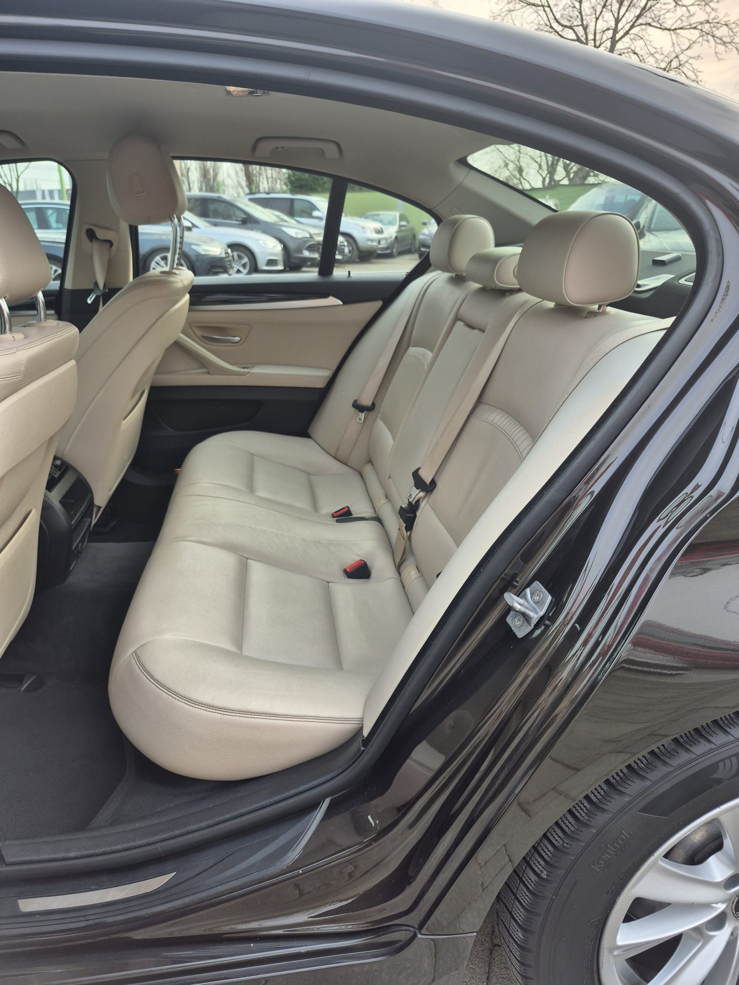 2015 BMW Serija 5 — fotografija 19
