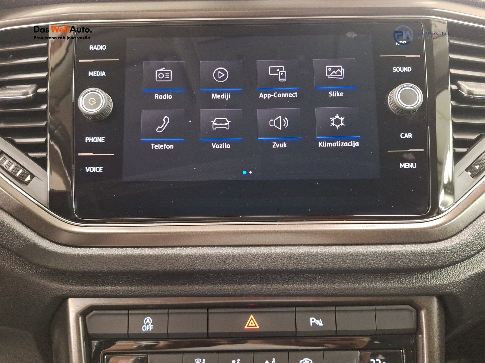 2019 Volkswagen T-Roc — fotografija 14