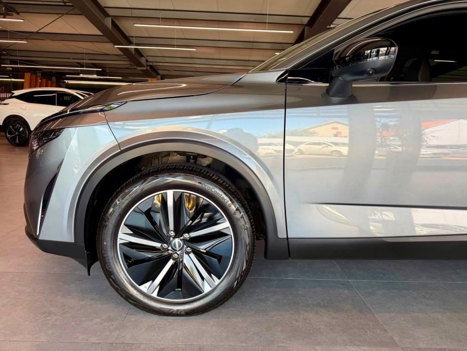 2025 Nissan Qashqai — fotografija 11