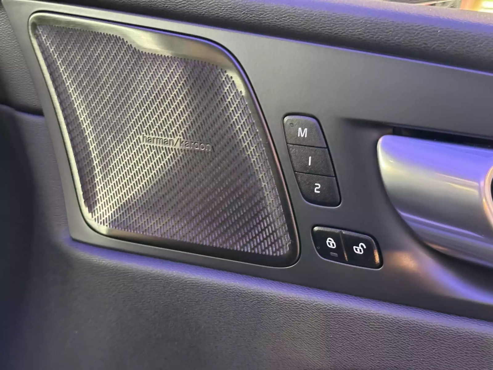 2023 Volvo XC60 — fotografija 27