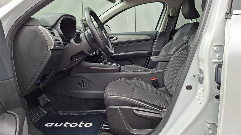 2023 Renault Megane — fotografija 6