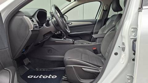 2023 Renault Megane — sličica 6