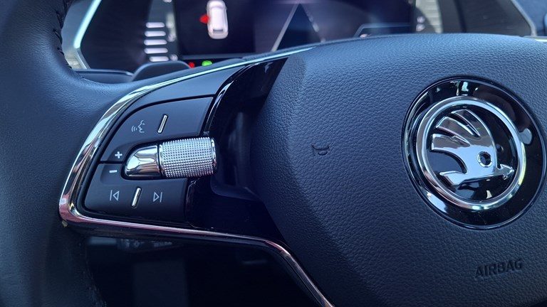 2021 Škoda Octavia — fotografija 19