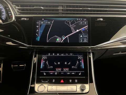 2018 Audi Q8 — sličica 18