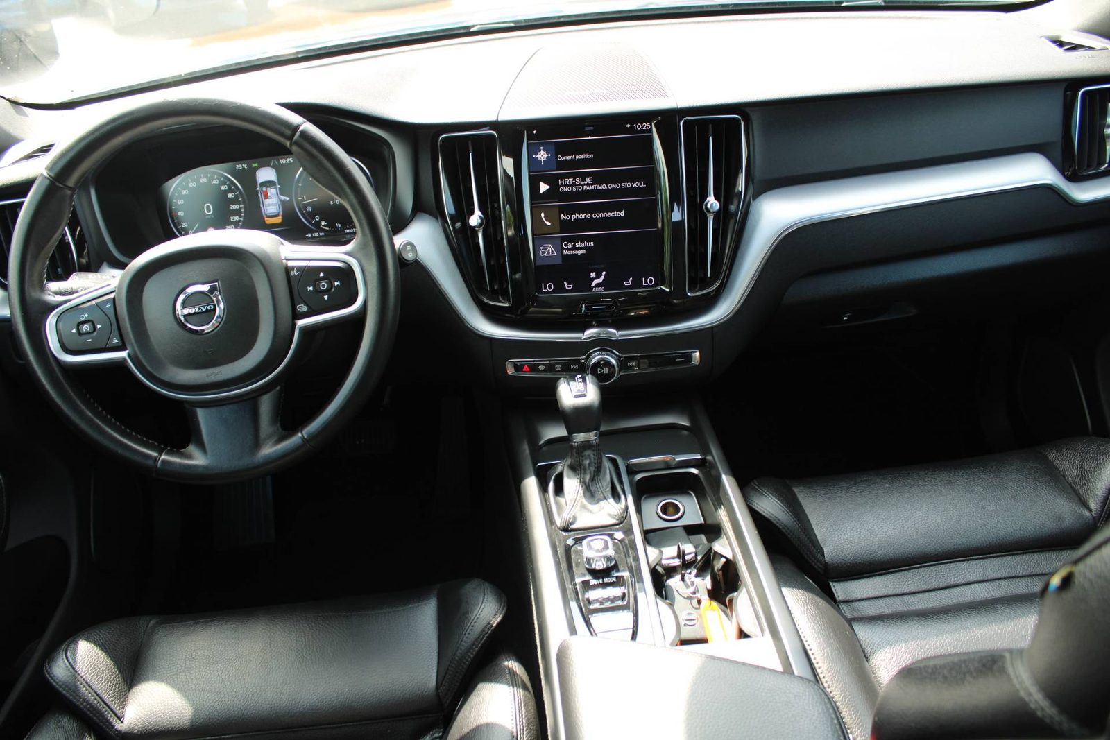 2019 Volvo XC60 — fotografija 13