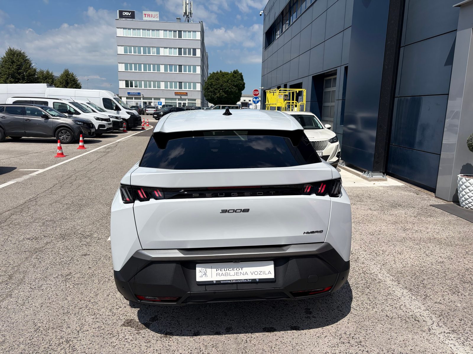 2025 Peugeot 3008 — fotografija 5
