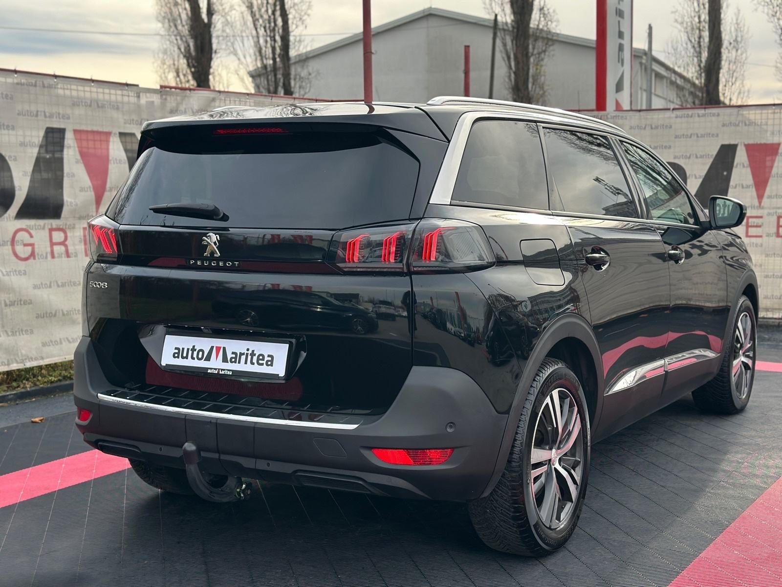 2022 Peugeot 5008 — fotografija 18