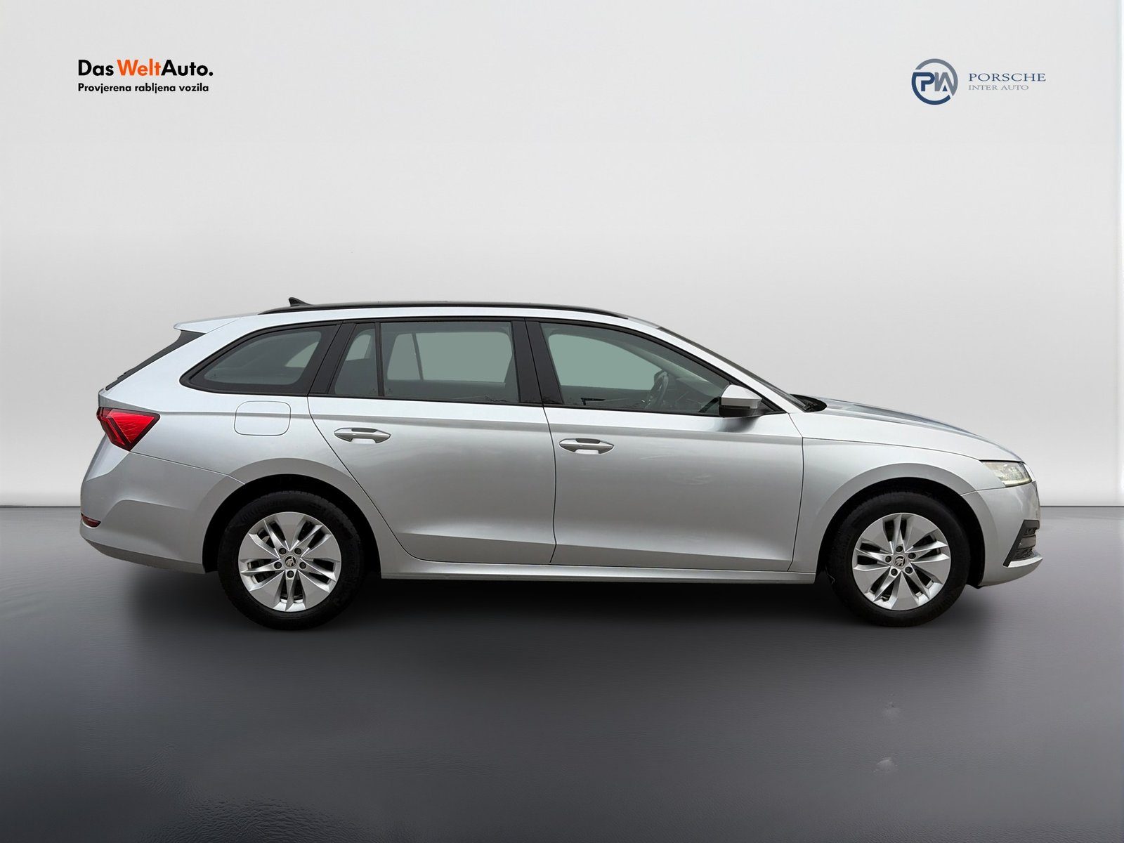 2020 Škoda Octavia Combi — fotografija 4