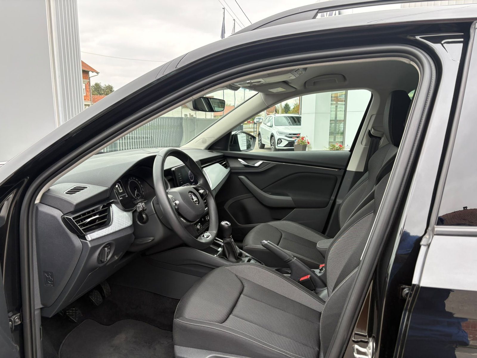 2023 Škoda Kamiq — fotografija 10
