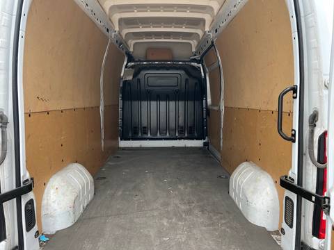 2022 Renault Master — sličica 9