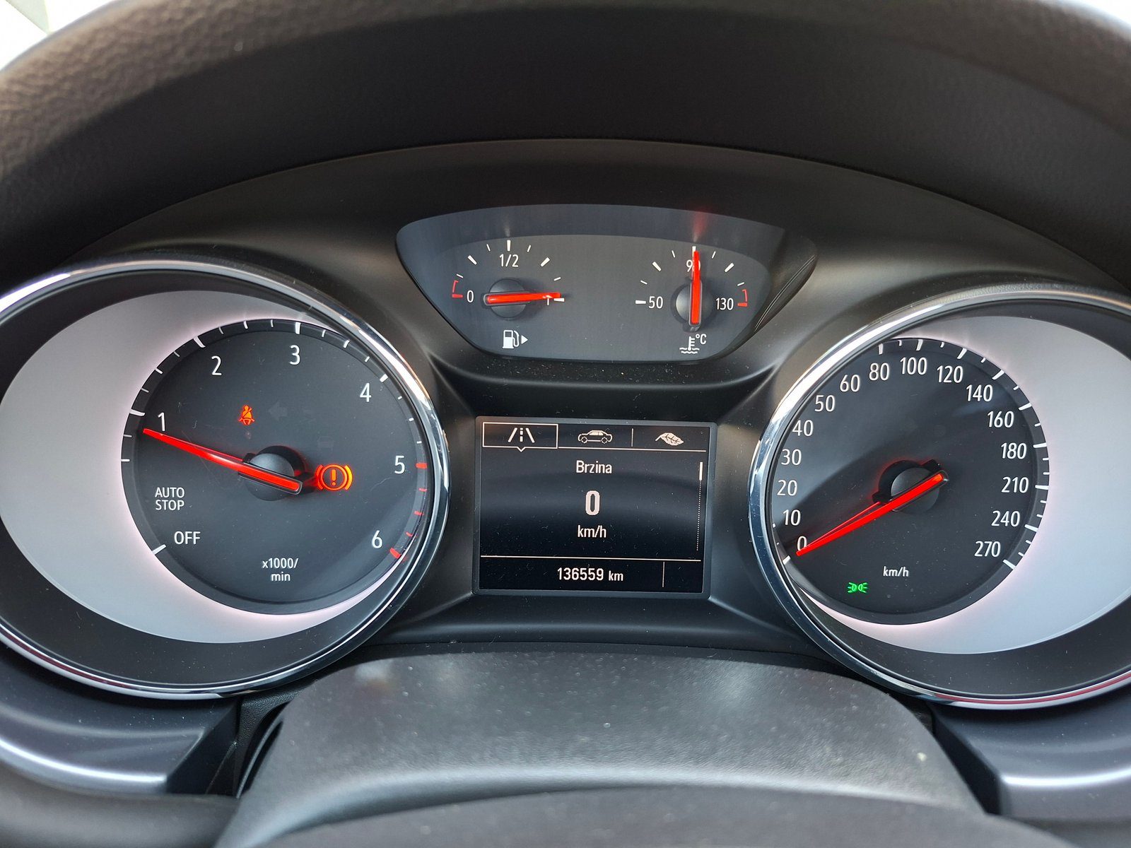 2021 Opel Astra — fotografija 12