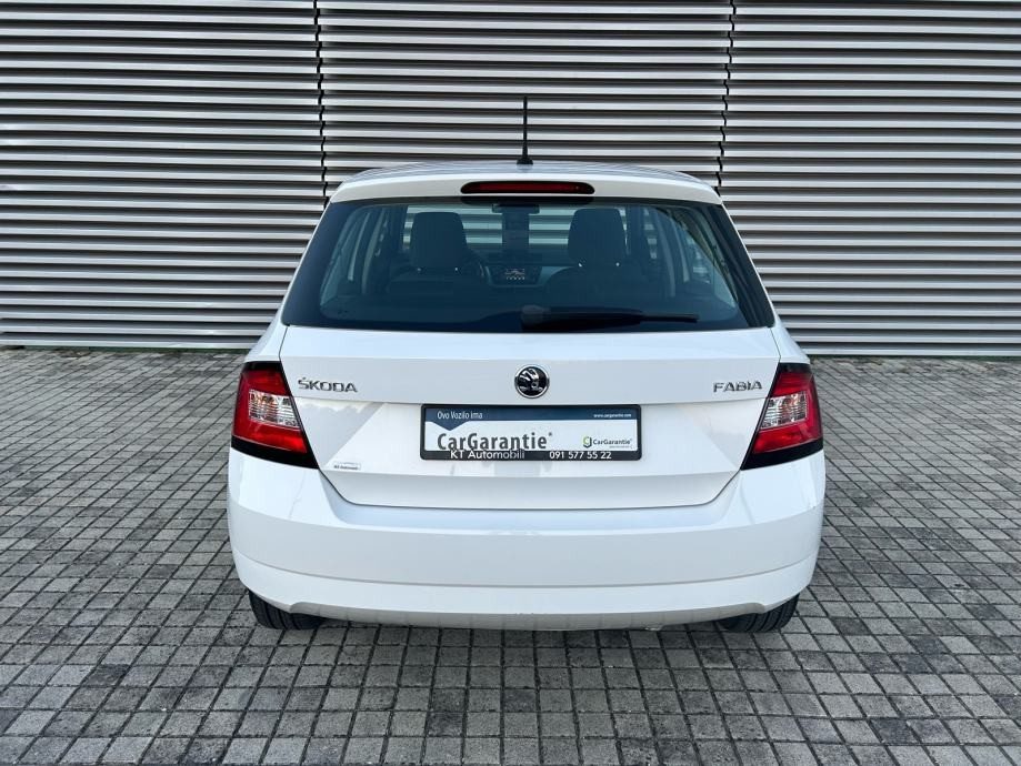 2018 Škoda Fabia — fotografija 6