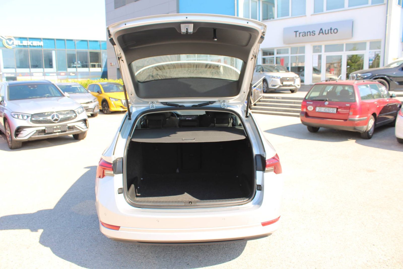2023 Škoda Octavia Combi — fotografija 9
