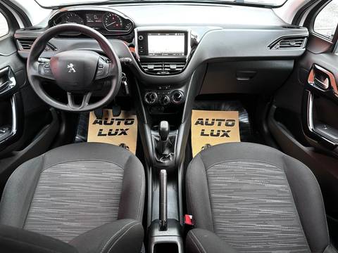 2019 Peugeot 208 — sličica 12
