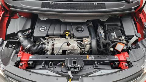 2018 Opel Zafira — sličica 13