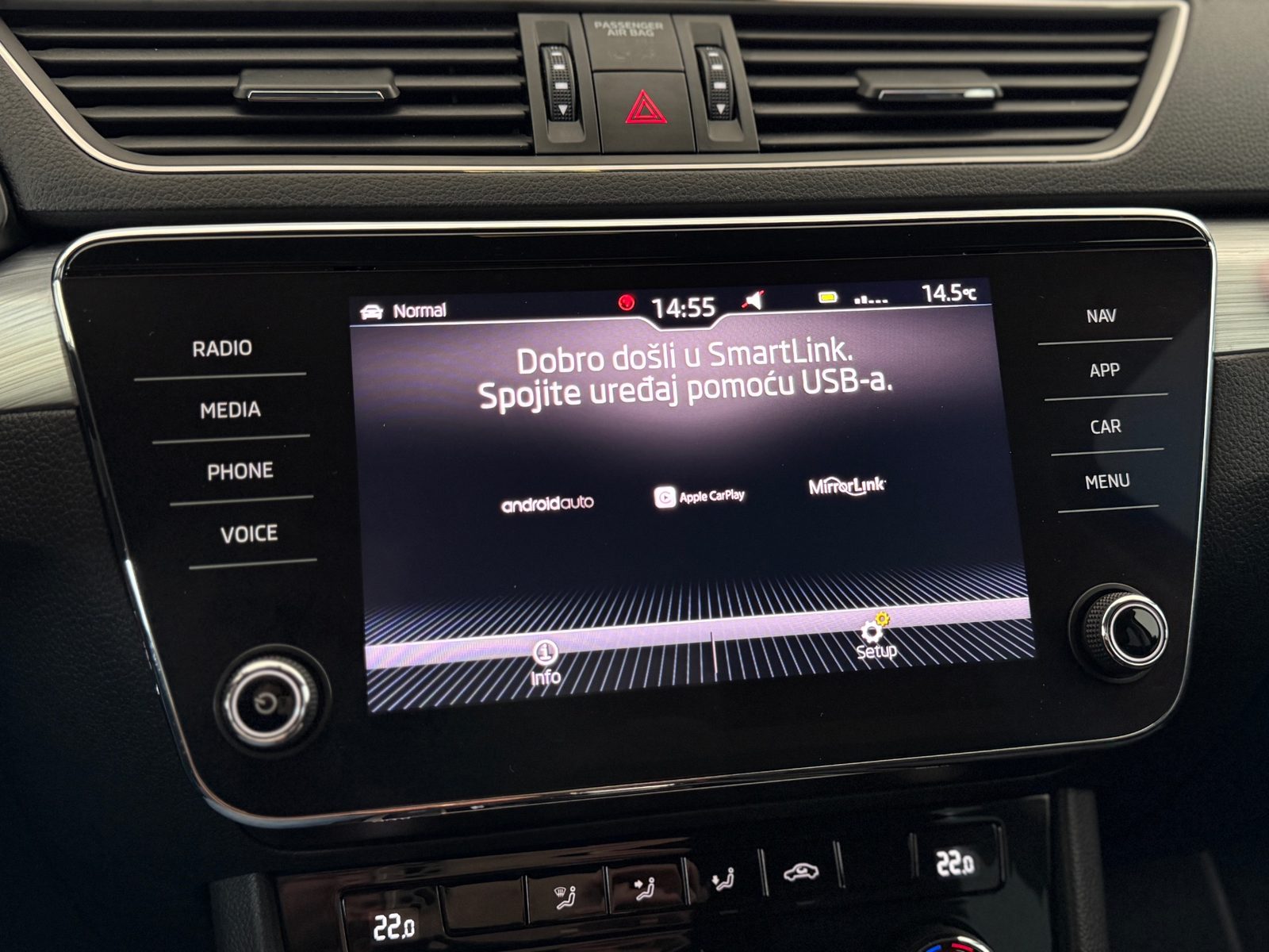 2020 Škoda Superb — fotografija 15