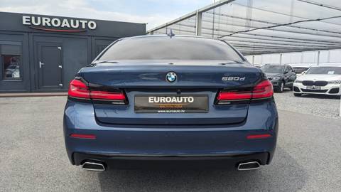 2022 BMW Serija 5 — sličica 7