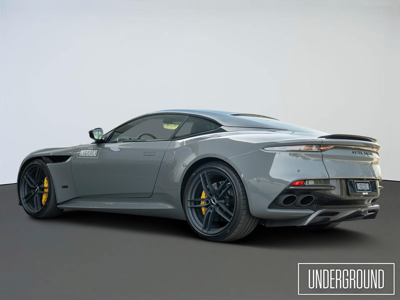 2022 Aston Martin DBS — fotografija 7