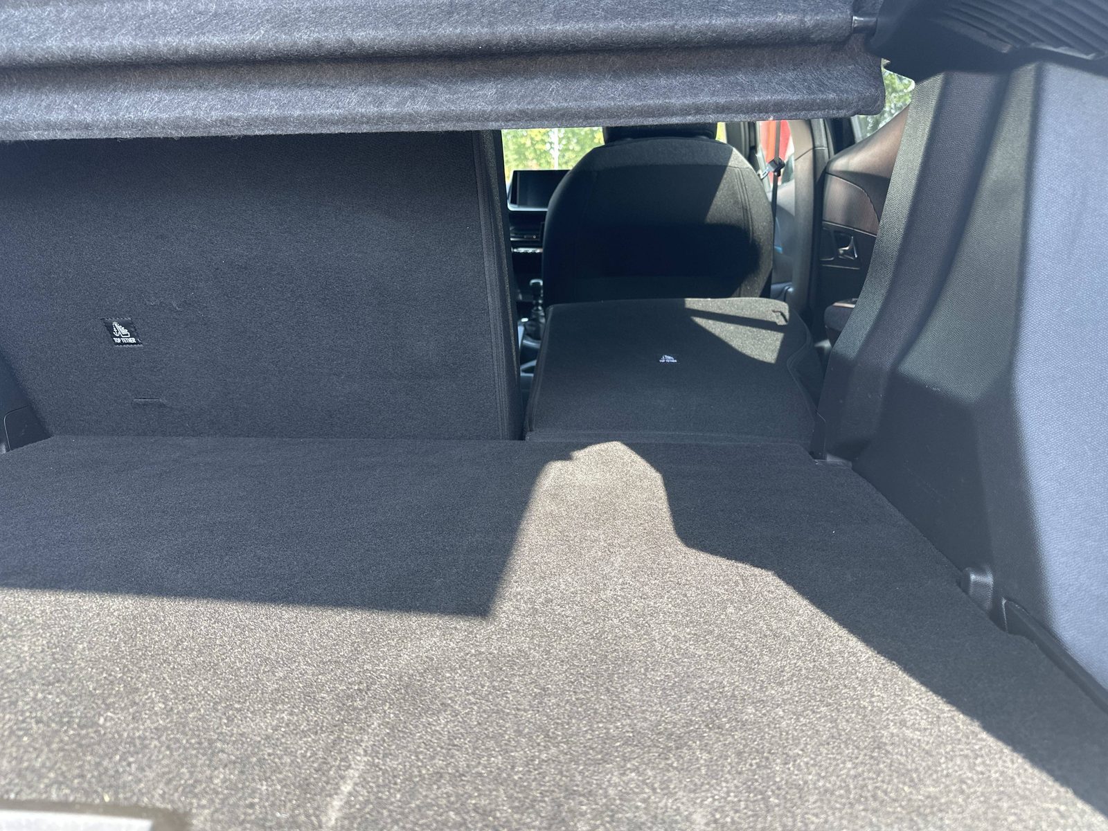 2023 Peugeot 2008 — fotografija 20