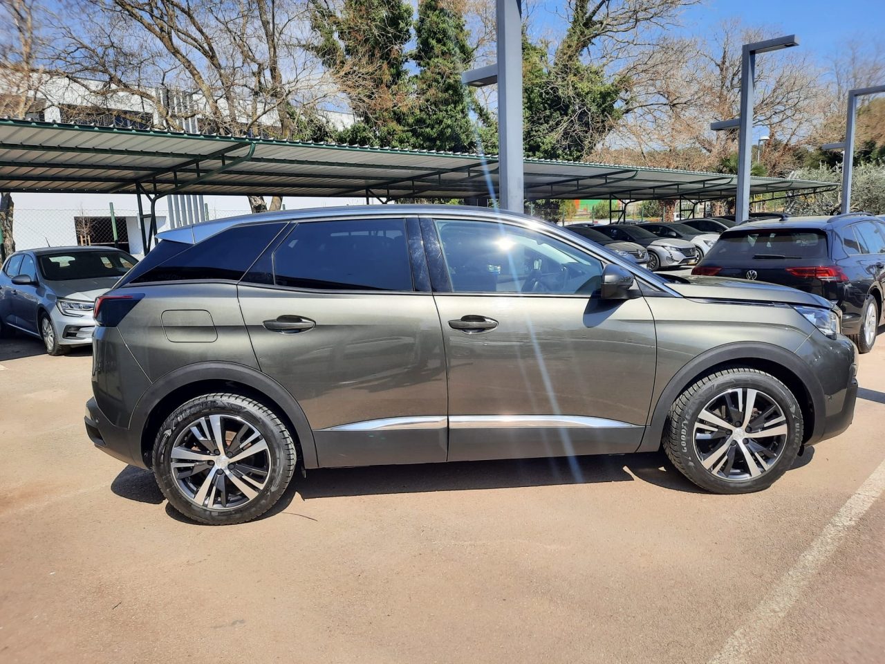 2020 Peugeot 3008 — fotografija 3