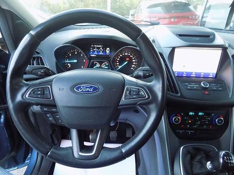 2019 Ford Kuga — sličica 16