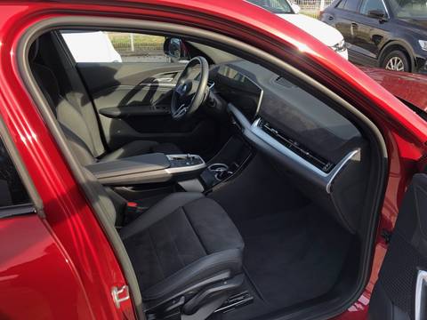 2025 BMW X2 — sličica 2