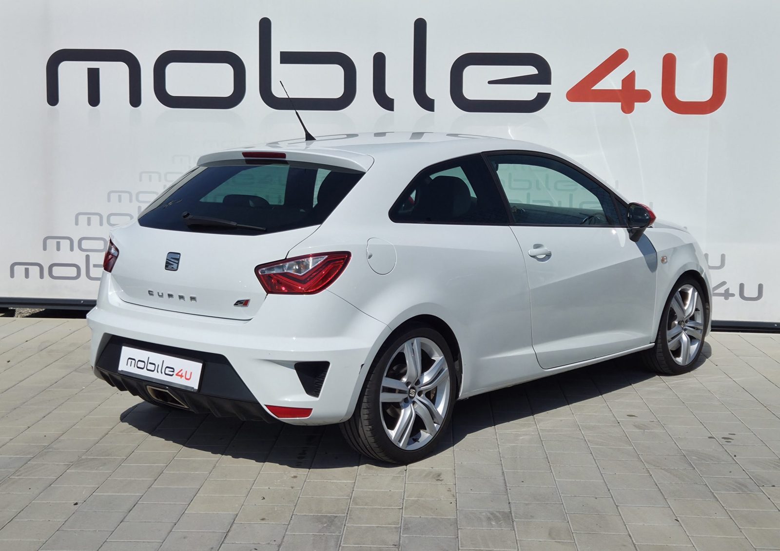 2016 Seat Ibiza — fotografija 4