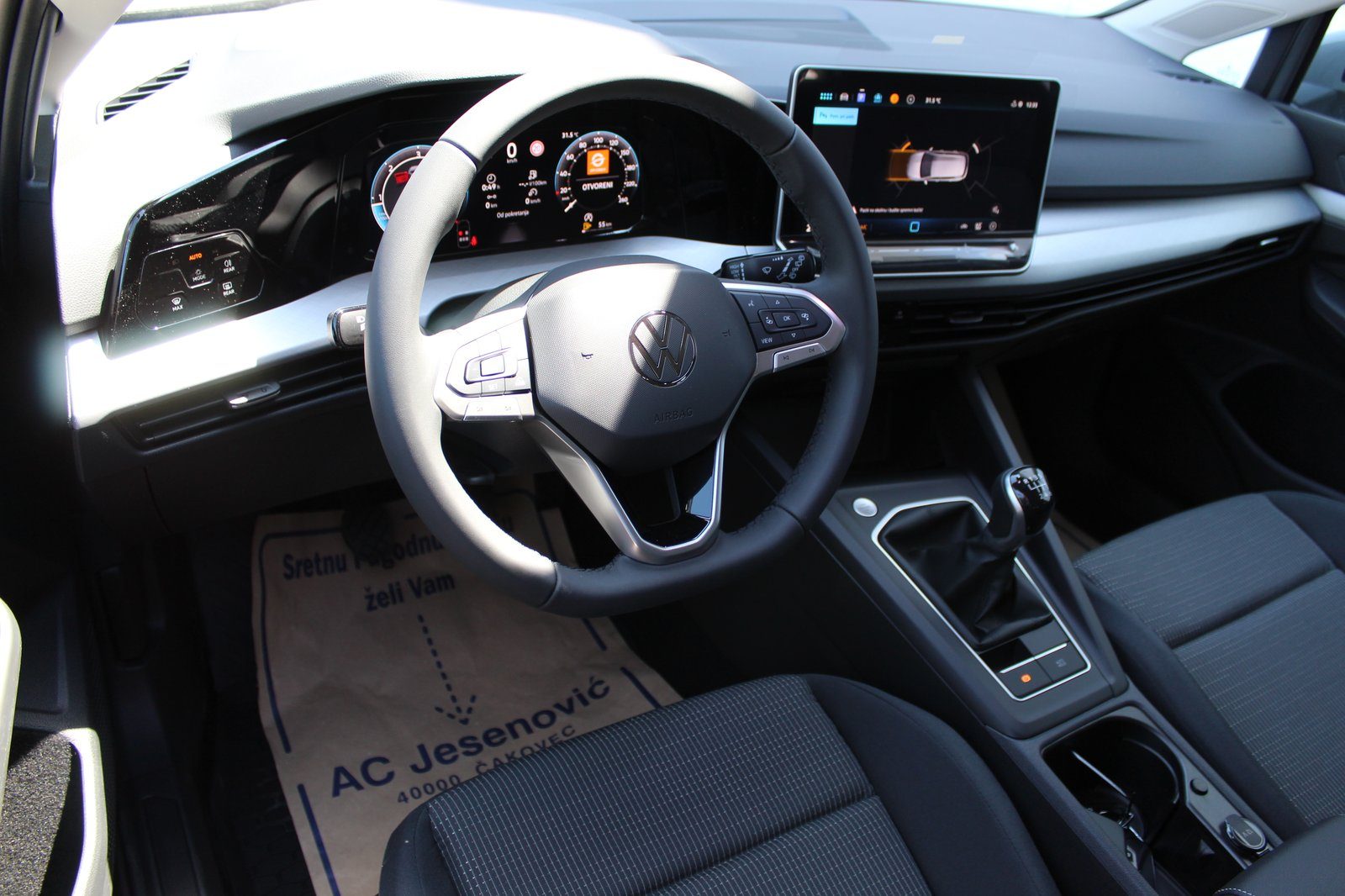 2026 Volkswagen Golf — fotografija 8