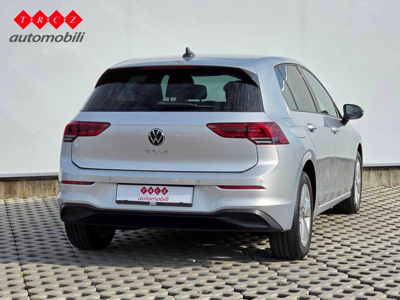 2021 Volkswagen Golf — fotografija 3