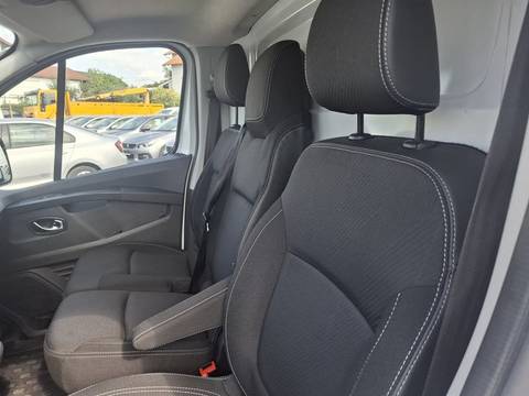 2022 Renault Trafic — sličica 11