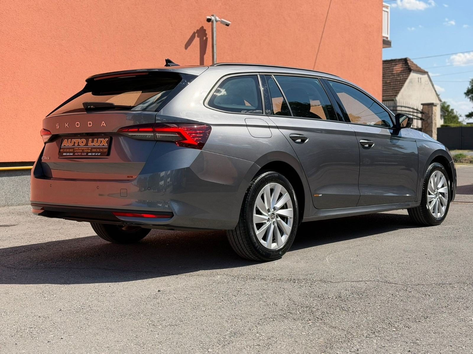 2024 Škoda Octavia Combi — fotografija 10