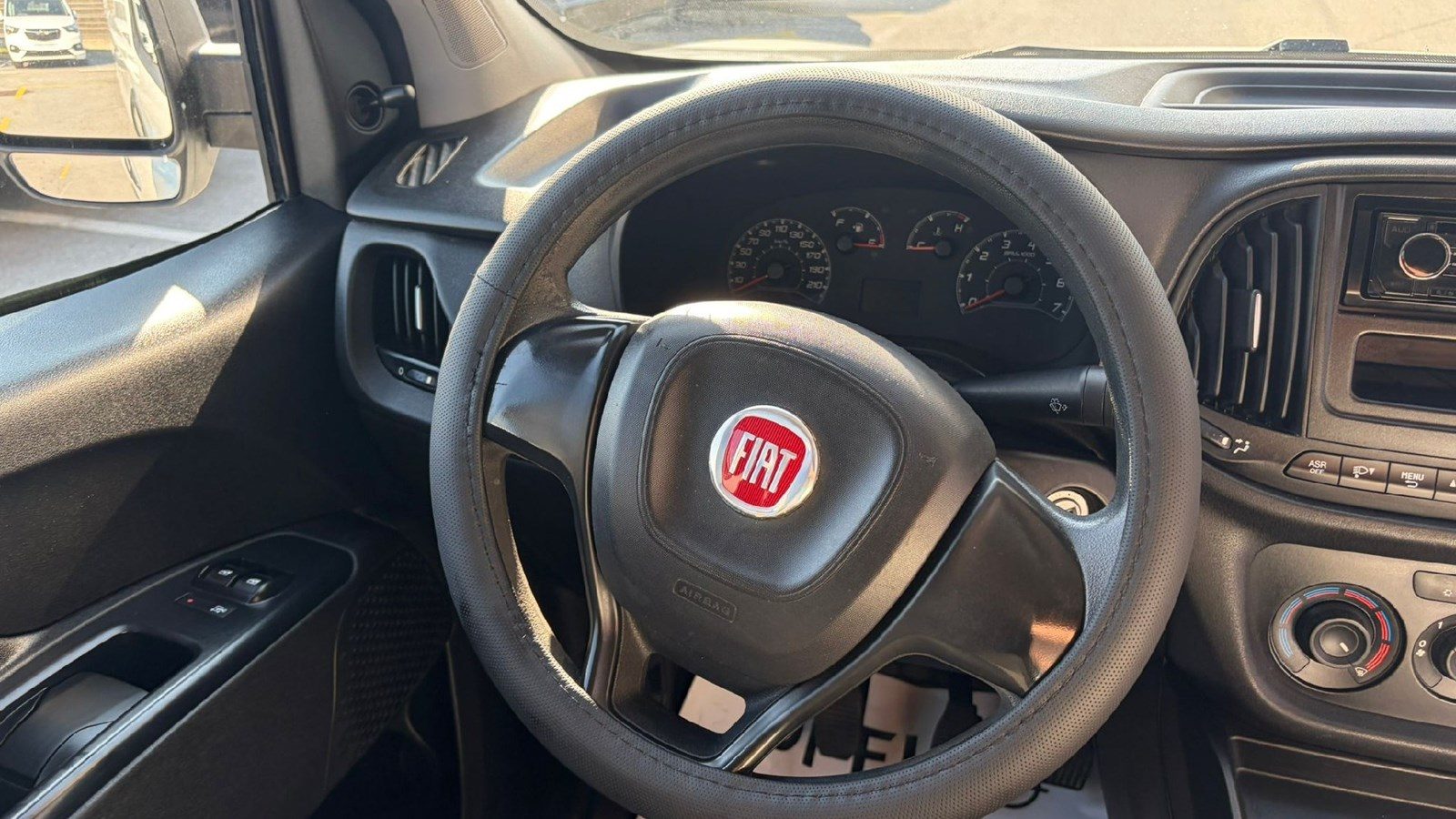 2018 Fiat Doblo — fotografija 20