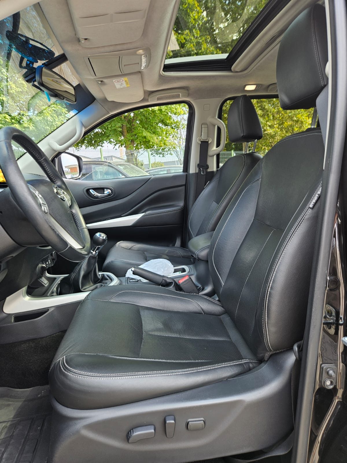 2017 Nissan Navara — fotografija 24