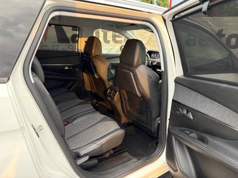 2019 Peugeot 5008 — sličica 12