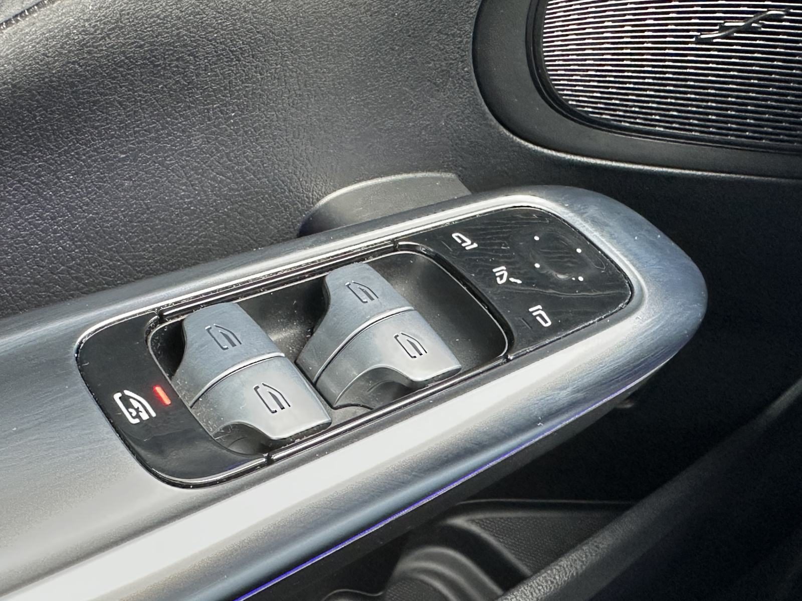 2023 Mercedes-Benz C-klasa — fotografija 25
