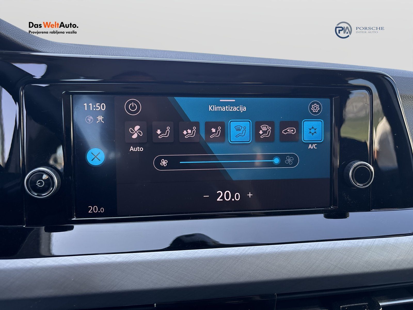 2023 Volkswagen Golf Variant — fotografija 20