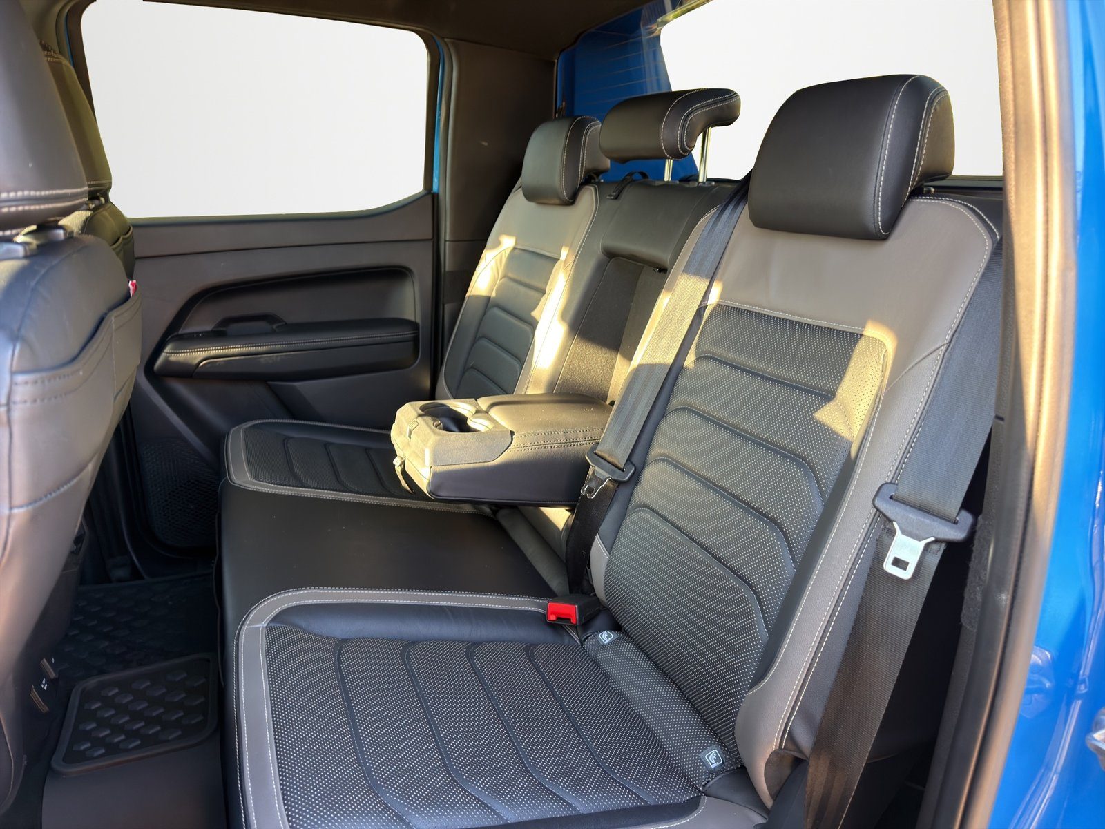 2023 Volkswagen Amarok — fotografija 17