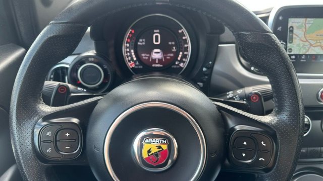 2021 Fiat 500 — fotografija 11