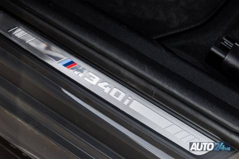 2020 BMW Serija 3 M340i — sličica 17