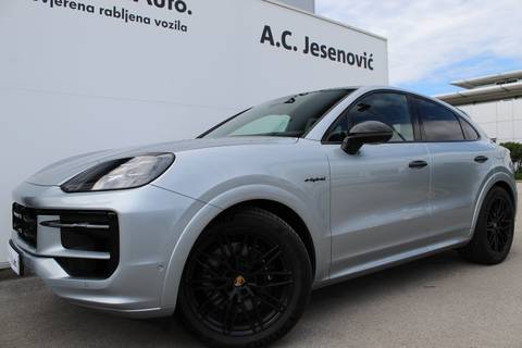 2026 Porsche Cayenne — sličica 7