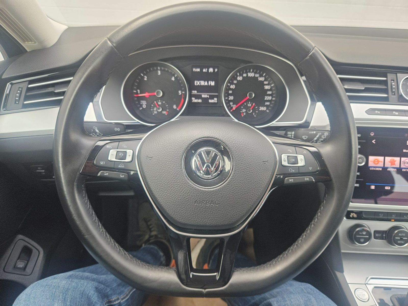 2018 Volkswagen Passat Variant — fotografija 12